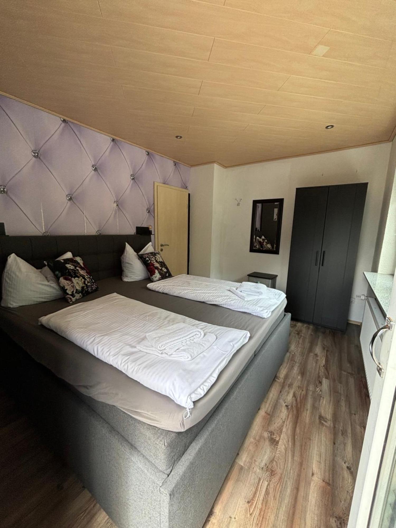 Aparthotel Harlekin Willingen  Esterno foto